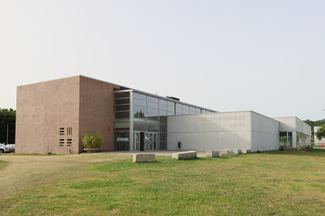 Piscina y gimnasio de Sarria